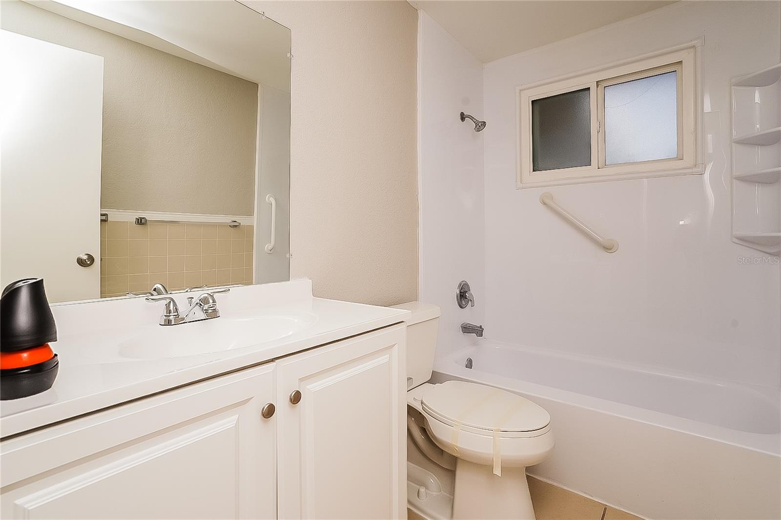 Image 11 of 16 For 10246 108th Avenue