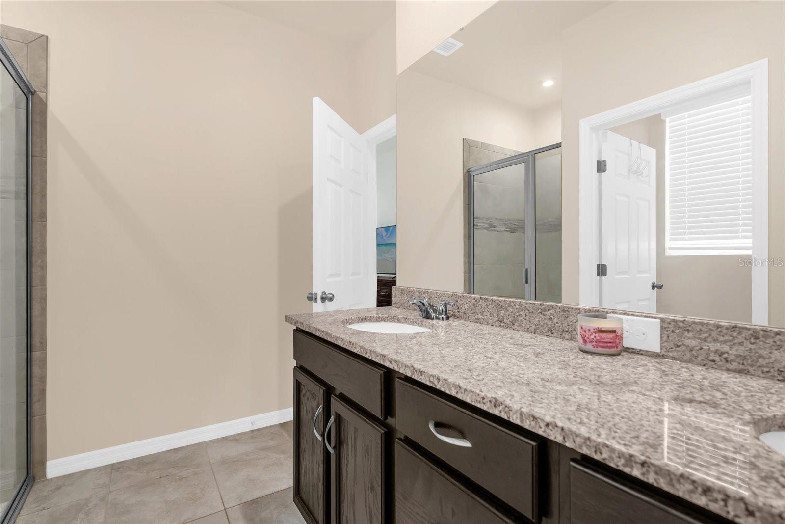 Image 17 of 30 For 2401 Avian Loop