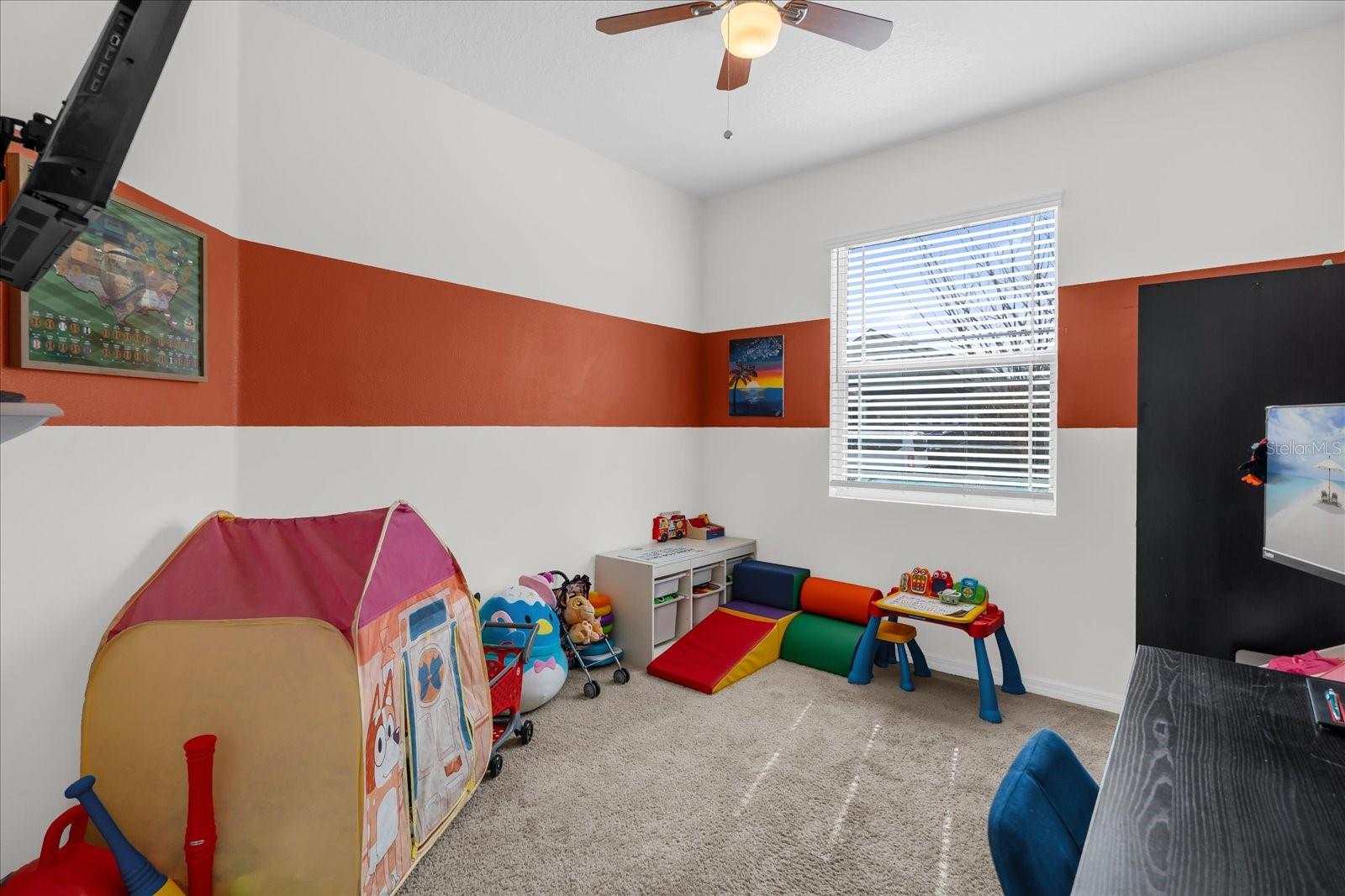 Image 5 of 30 For 2401 Avian Loop