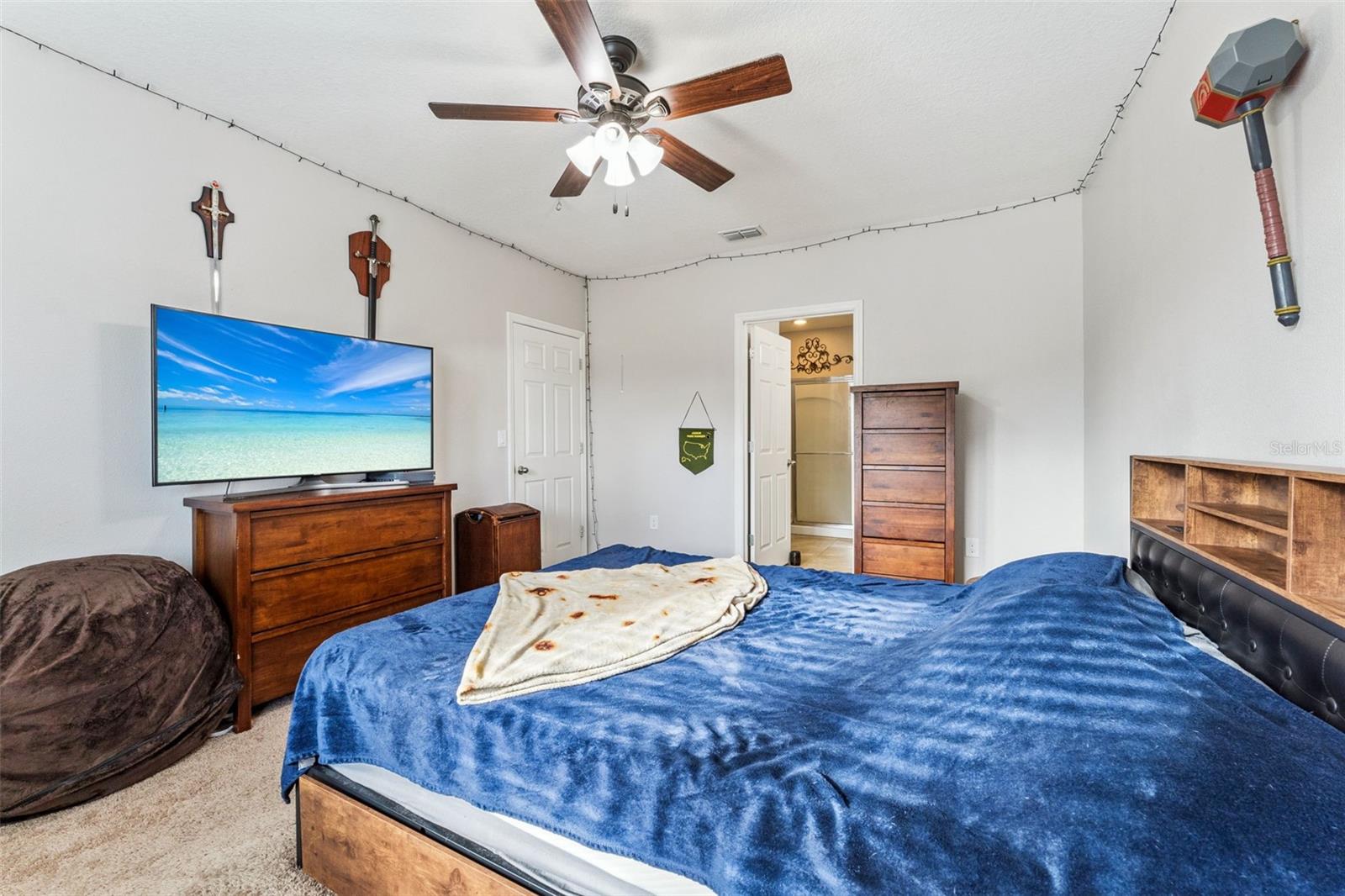 Image 16 of 31 For 5617 Yearling Drive