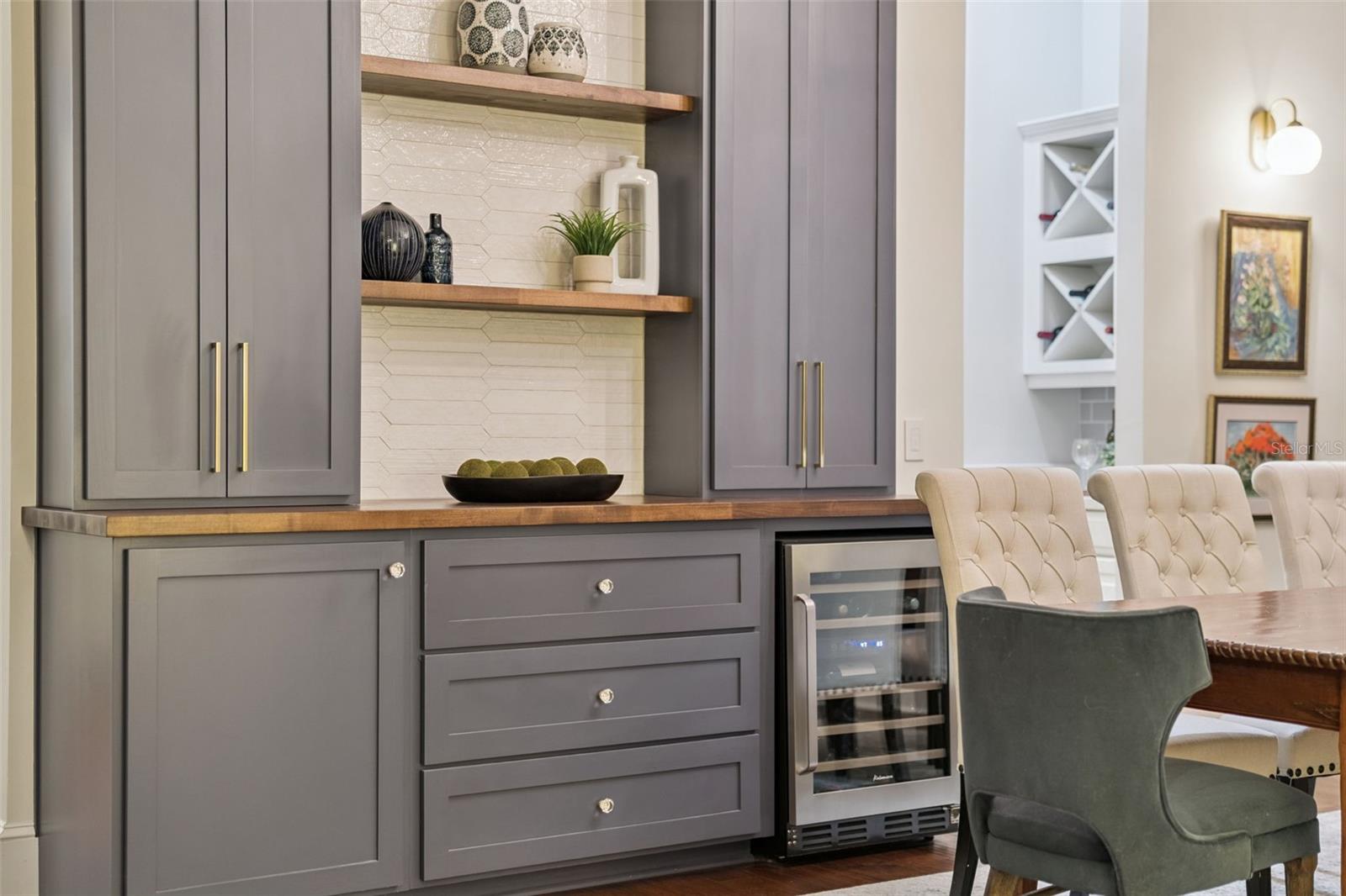 Image 18 of 76 For 13755 Granger Avenue