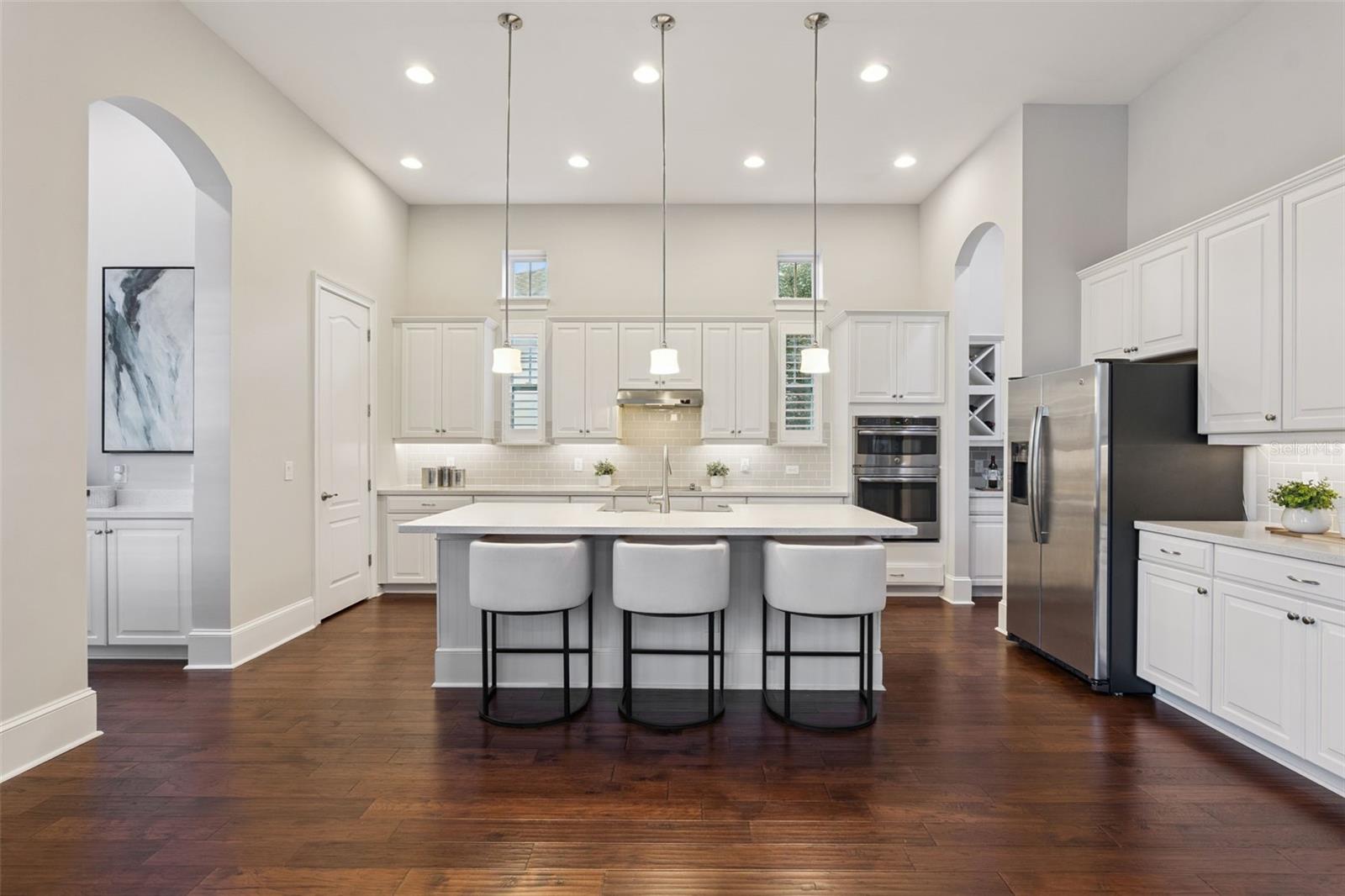 Image 19 of 76 For 13755 Granger Avenue