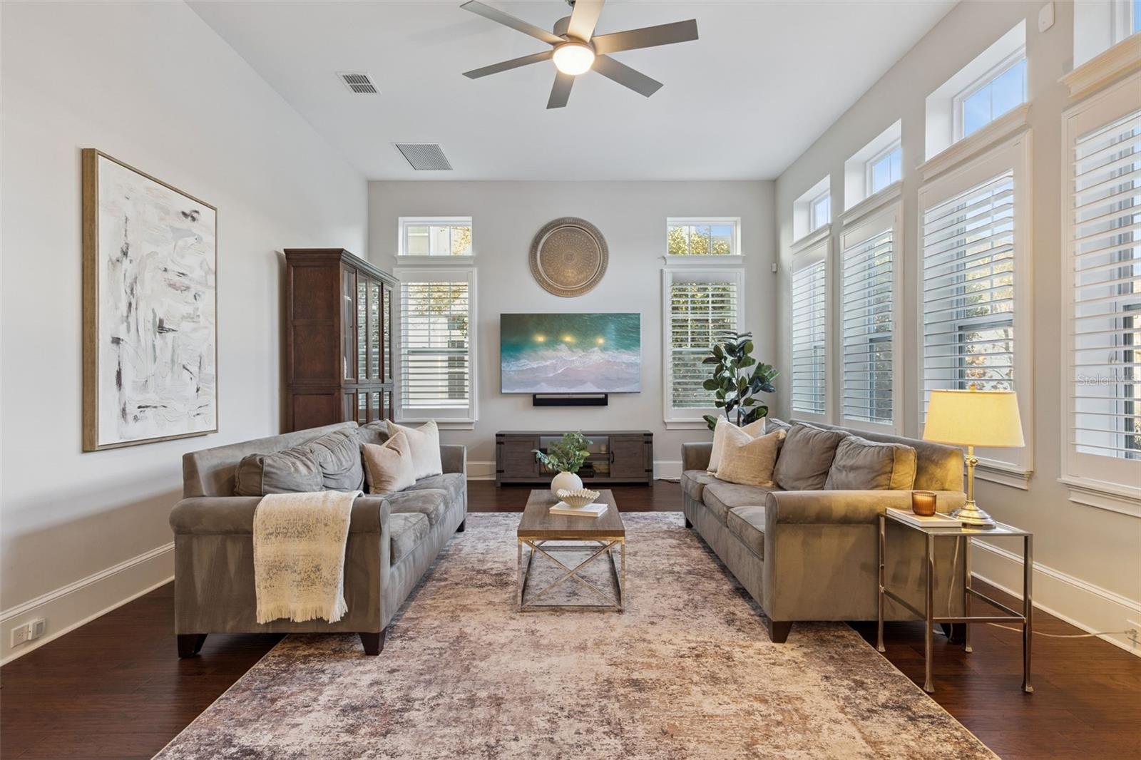 Image 9 of 76 For 13755 Granger Avenue