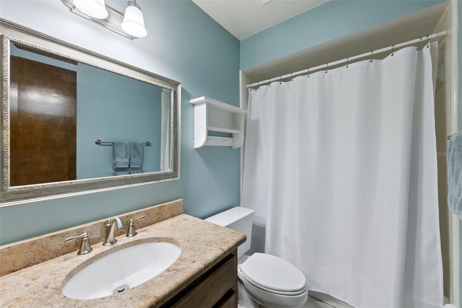 Image 19 of 36 For 121 Feather Edge Loop 5e