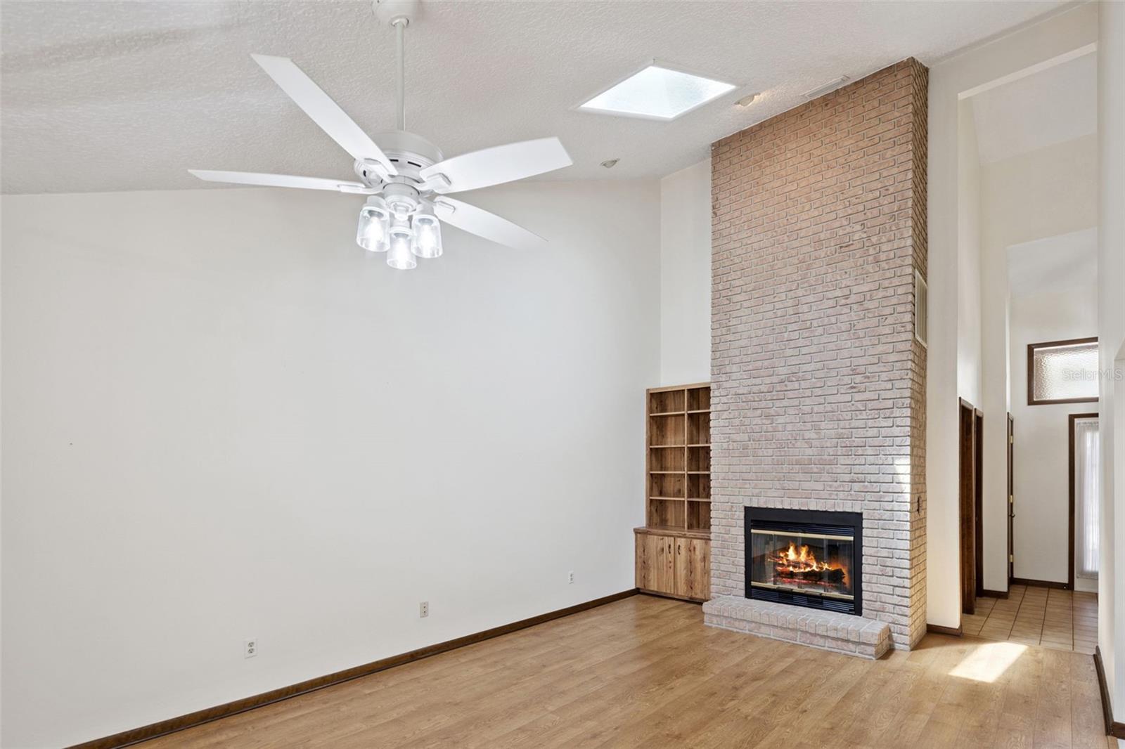 Image 8 of 36 For 121 Feather Edge Loop 5e