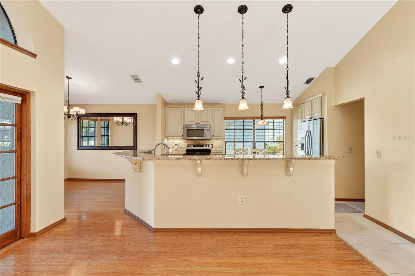 Image 18 of 68 For 1098 Piedmont Oaks Drive