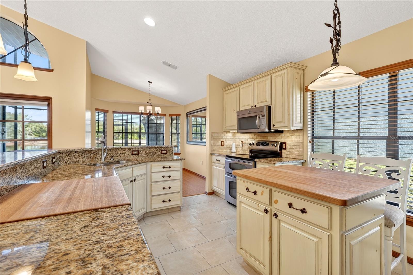 Image 30 of 68 For 1098 Piedmont Oaks Drive