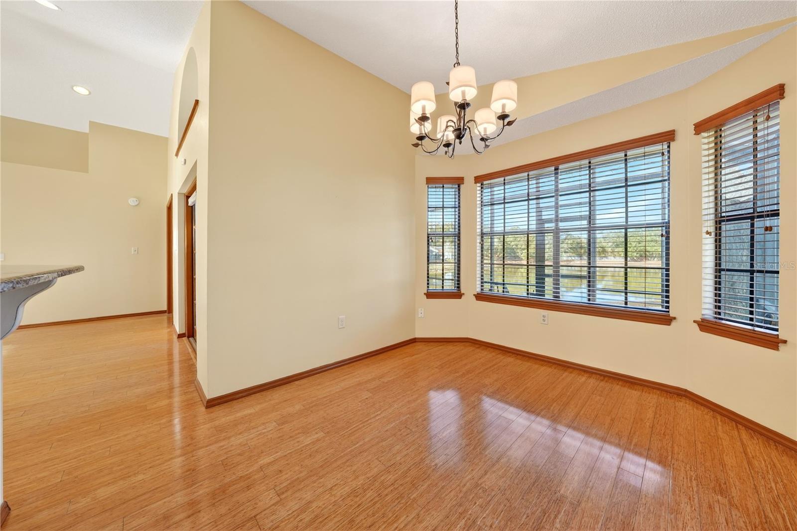 Image 32 of 68 For 1098 Piedmont Oaks Drive