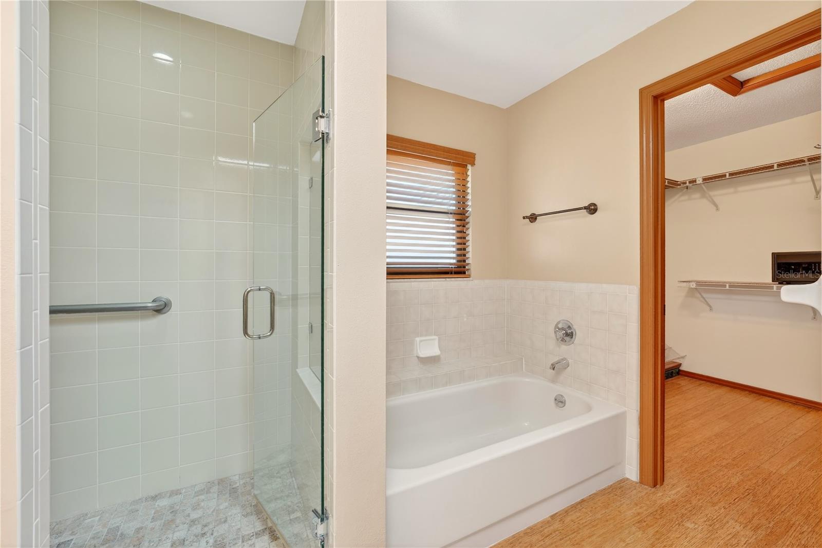 Image 38 of 68 For 1098 Piedmont Oaks Drive