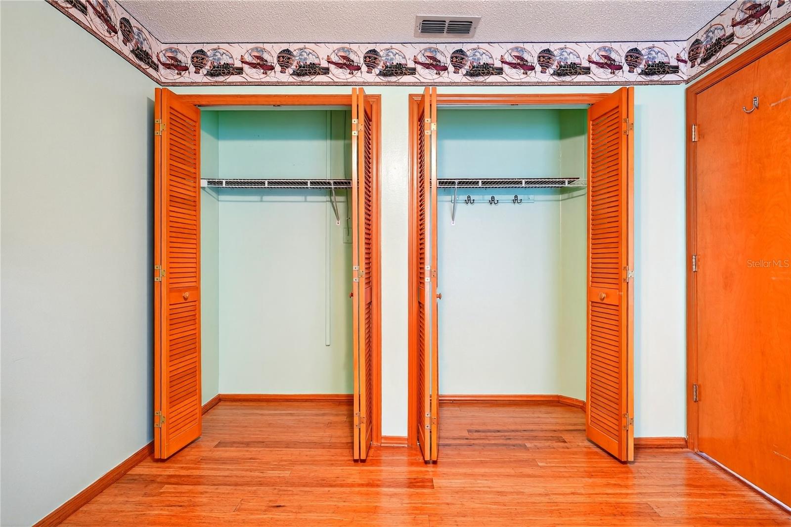 Image 56 of 68 For 1098 Piedmont Oaks Drive