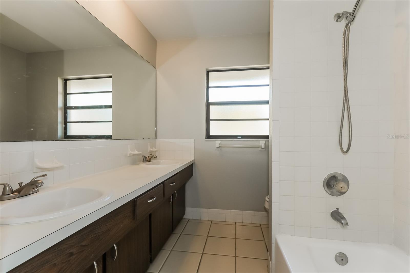 Image 19 of 21 For 4416 Pawnee Path