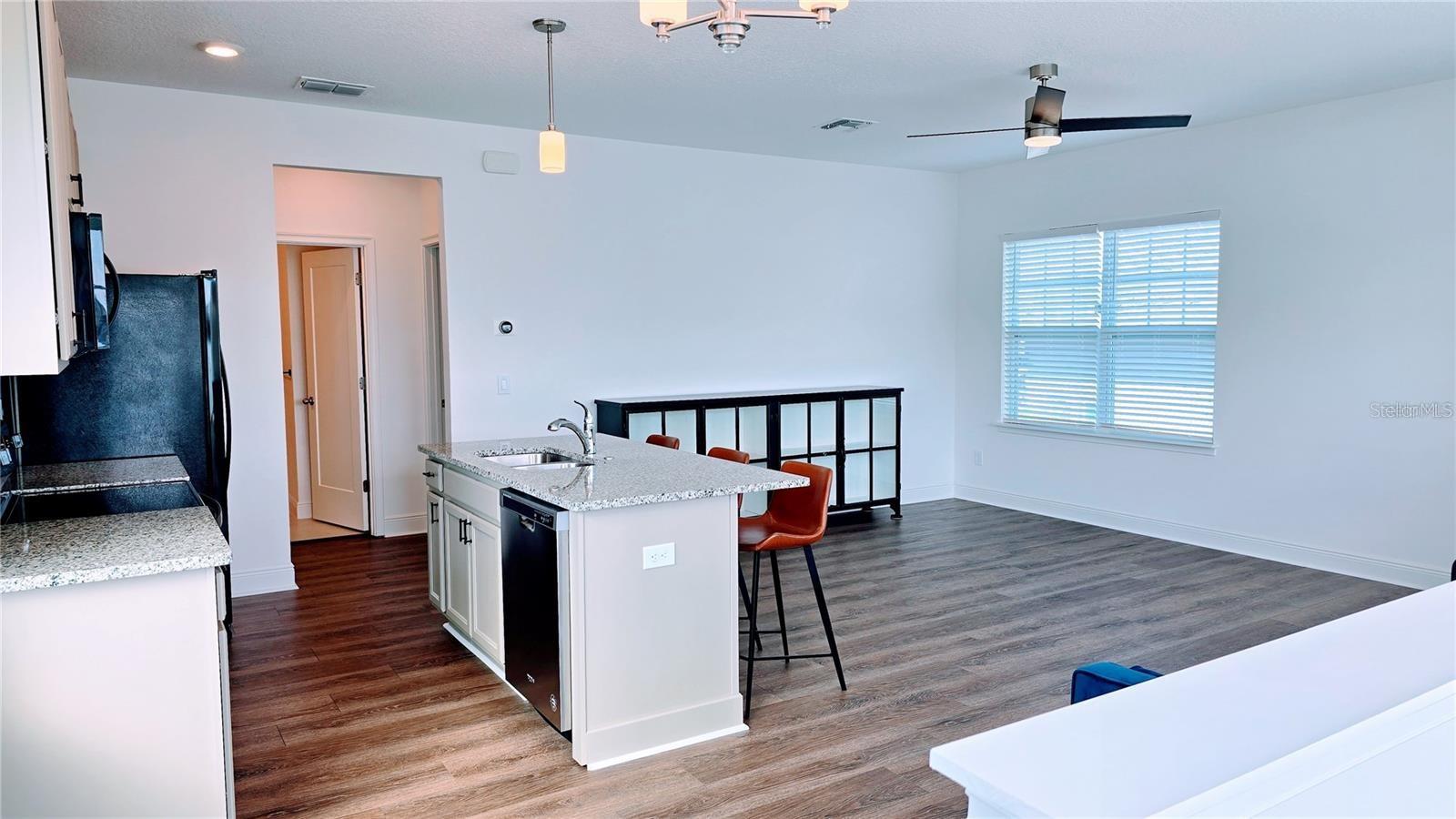 Image 3 of 14 For 6643 Bridgman Street