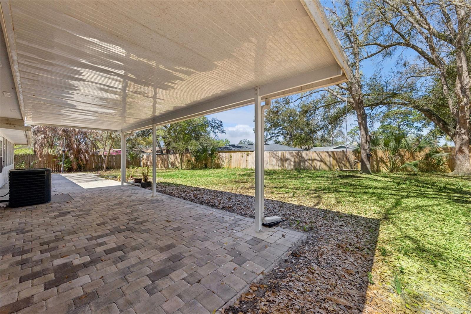 Image 25 of 28 For 549 Iris Street