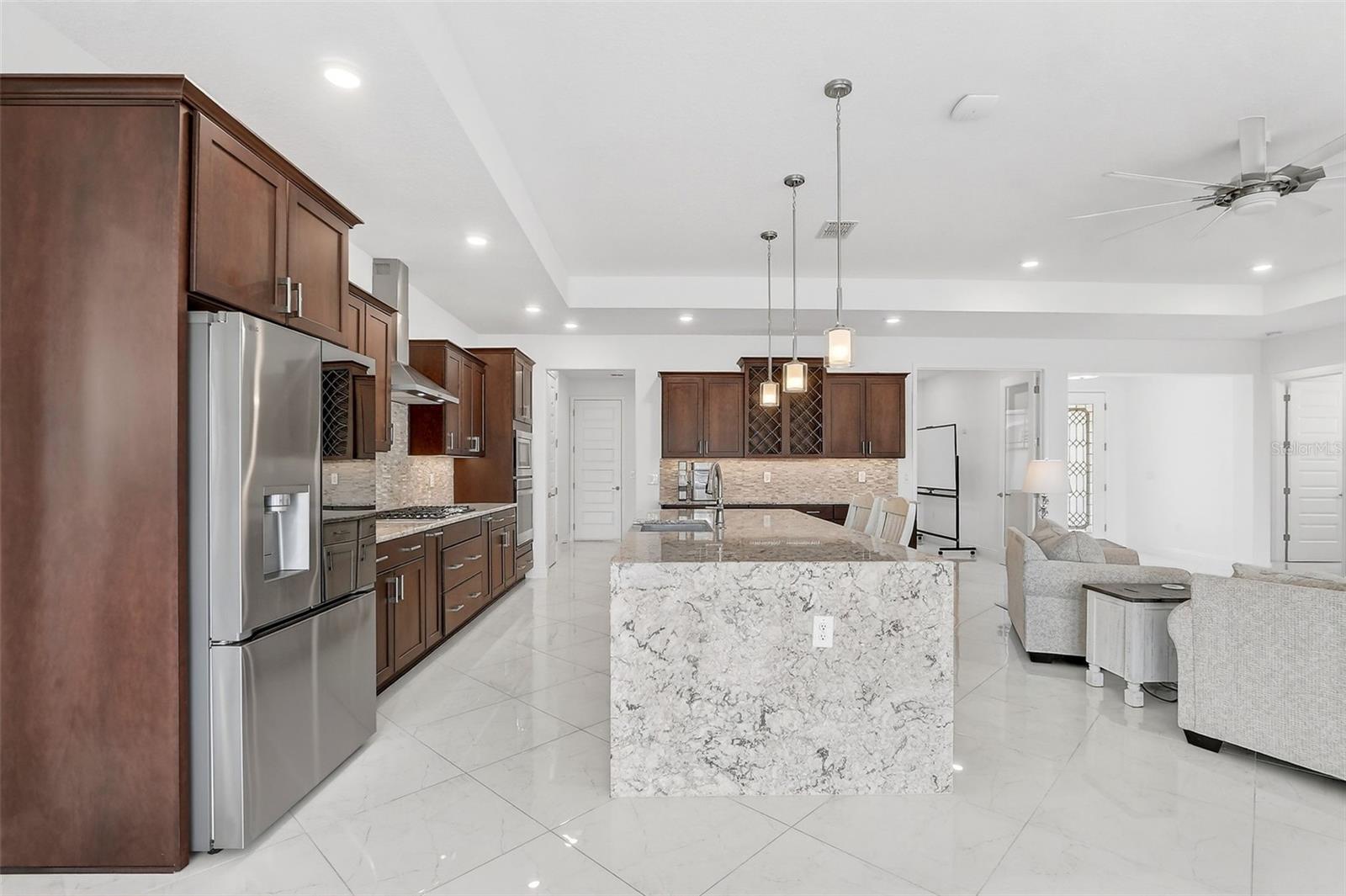 Image 10 of 31 For 9513 79th Loop