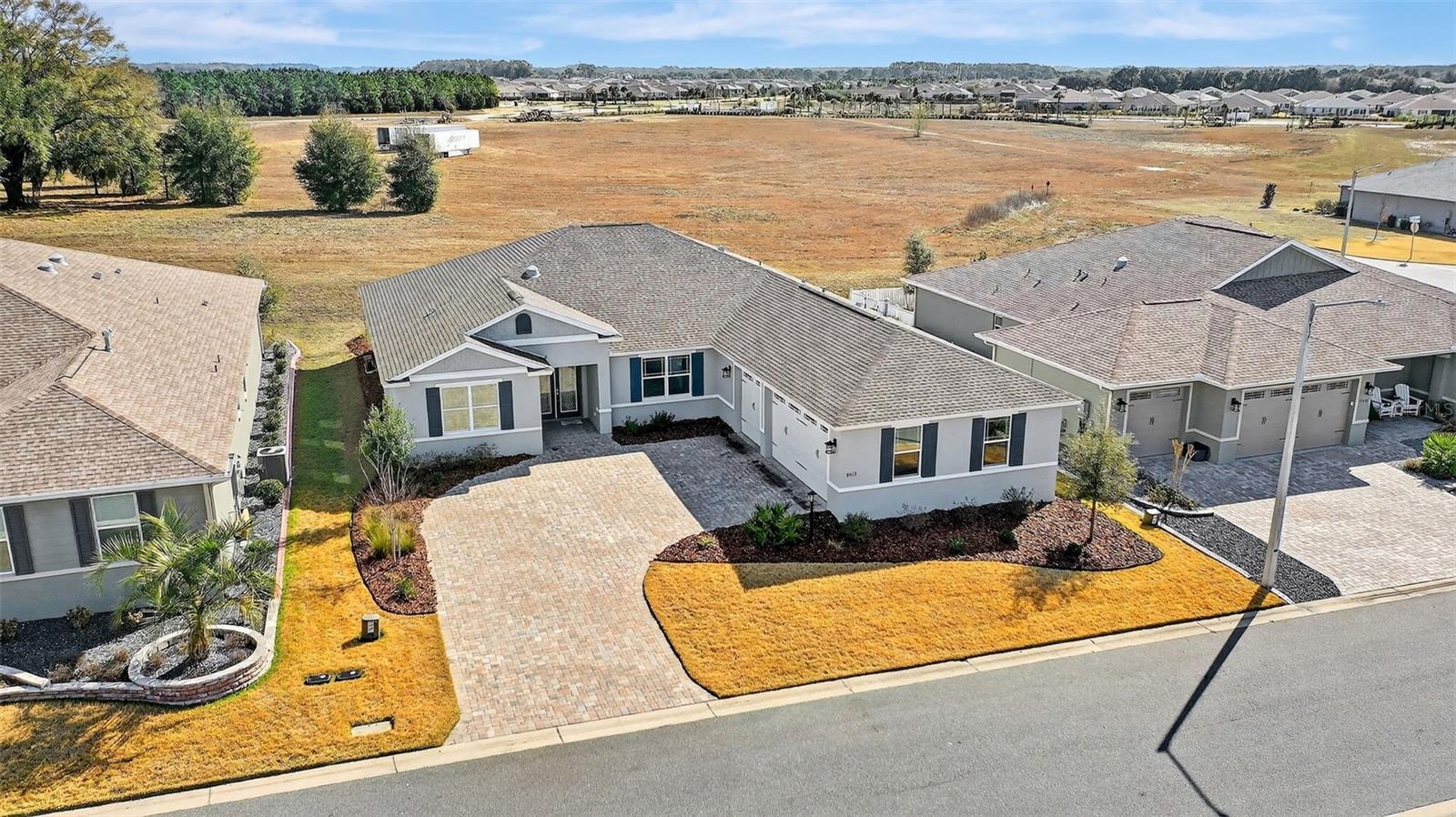 Image 27 of 31 For 9513 79th Loop