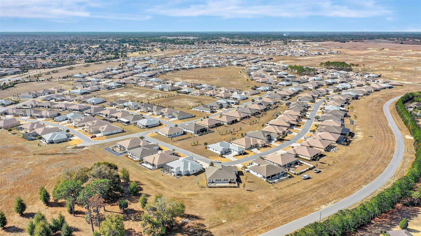 Image 30 of 31 For 9513 79th Loop