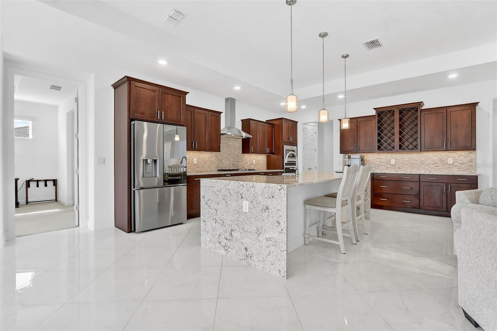 Image 7 of 31 For 9513 79th Loop