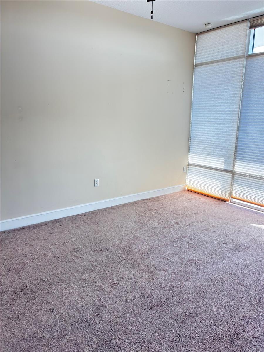 Image 11 of 18 For 101 Eola Drive 706