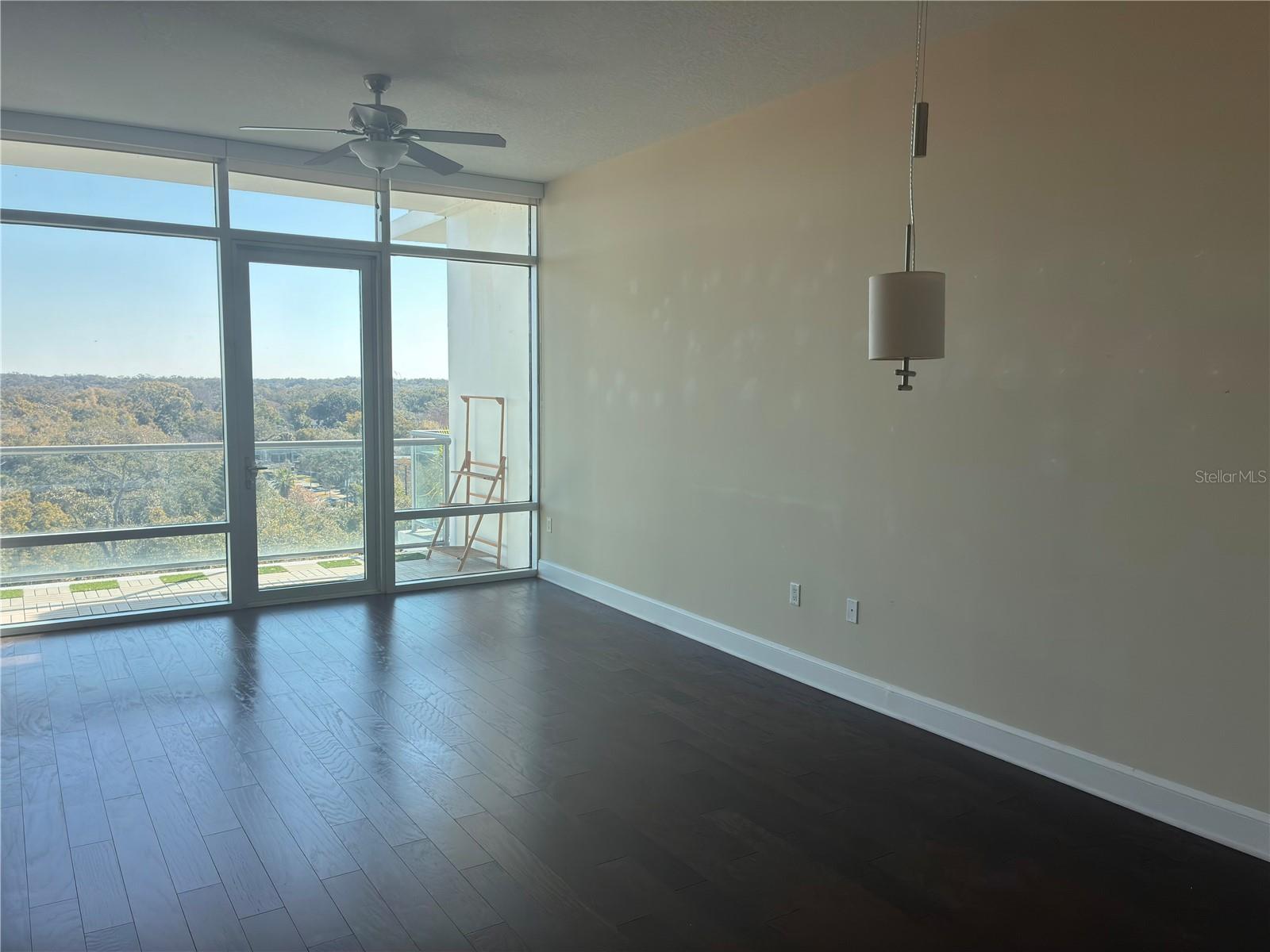 Image 9 of 18 For 101 Eola Drive 706