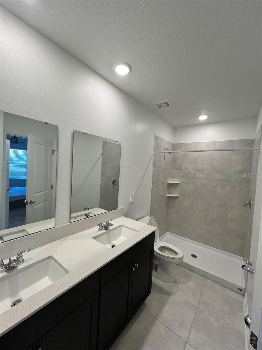 Image 11 of 21 For 110 Kayak Avenue