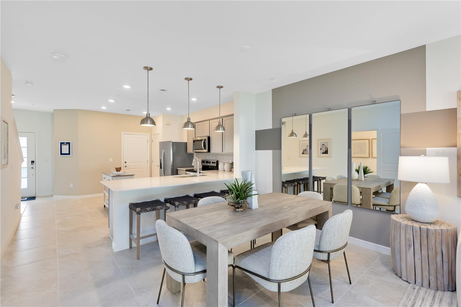 Image 7 of 25 For 3215 Canyon Bay Point