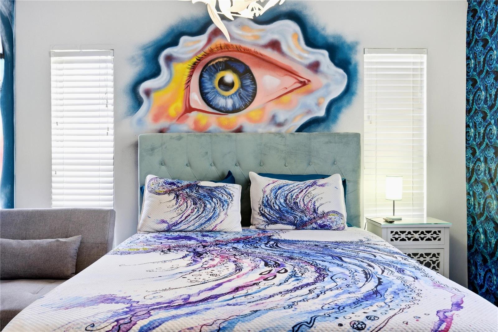 Listing photo id 41 for 527 Beach Road