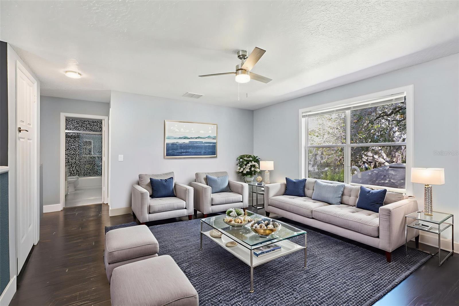 Image 13 of 90 For 1978 Applegate Drive