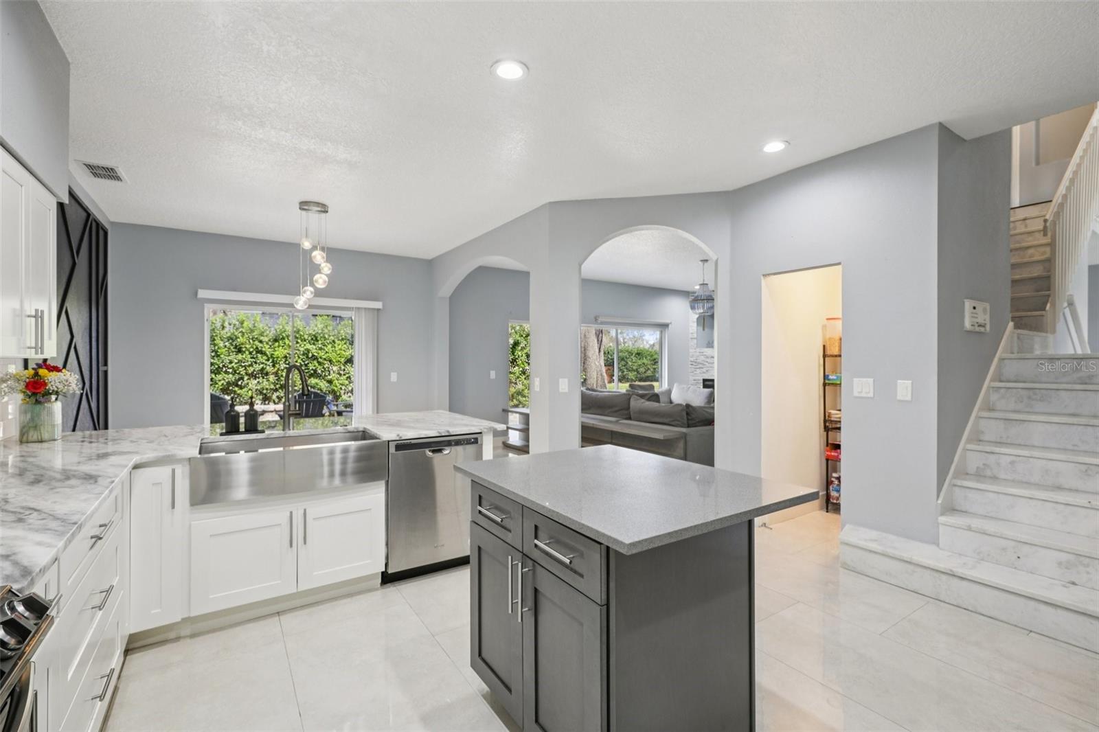 Image 25 of 90 For 1978 Applegate Drive