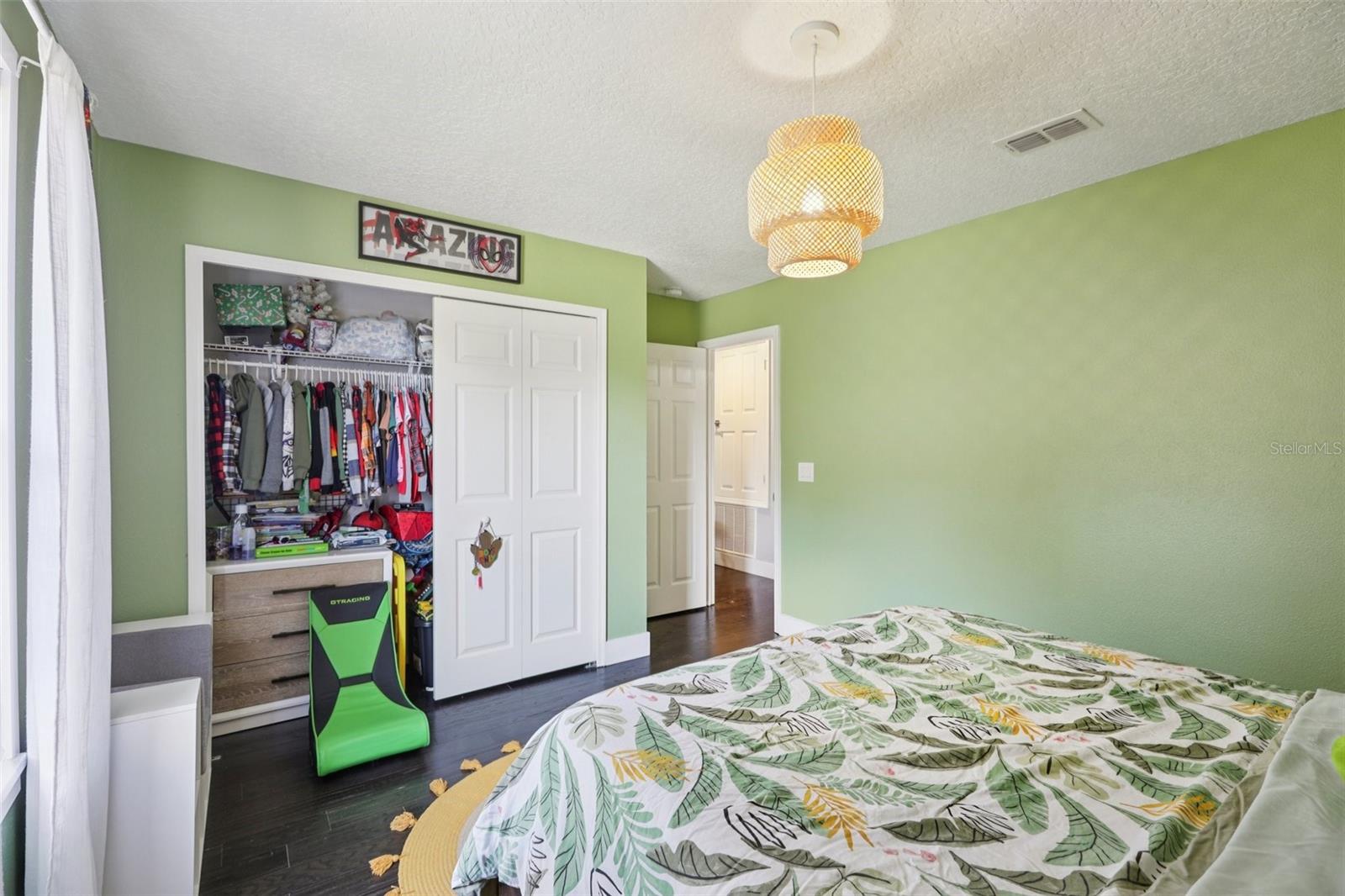 Image 39 of 90 For 1978 Applegate Drive