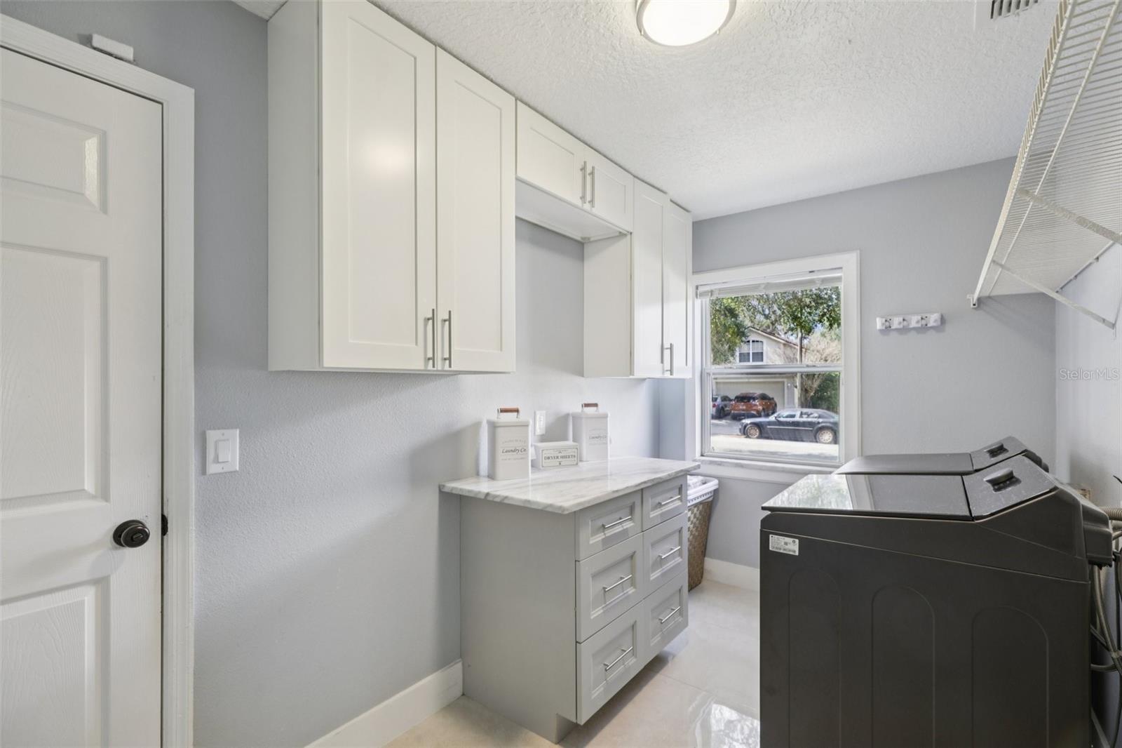 Image 52 of 90 For 1978 Applegate Drive