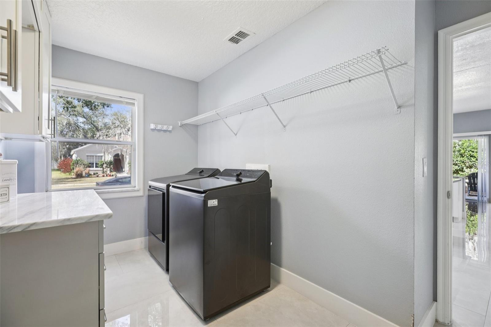 Image 54 of 90 For 1978 Applegate Drive