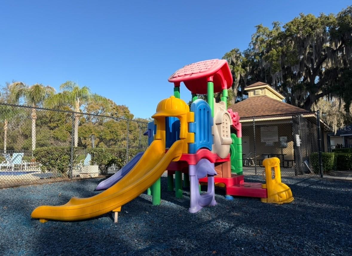 Image 89 of 90 For 1978 Applegate Drive