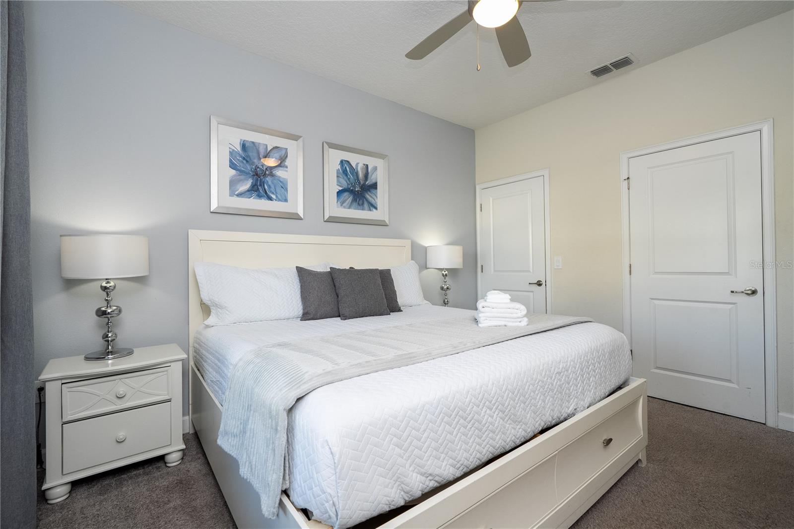 Image 18 of 100 For 4867 Romeo Circle