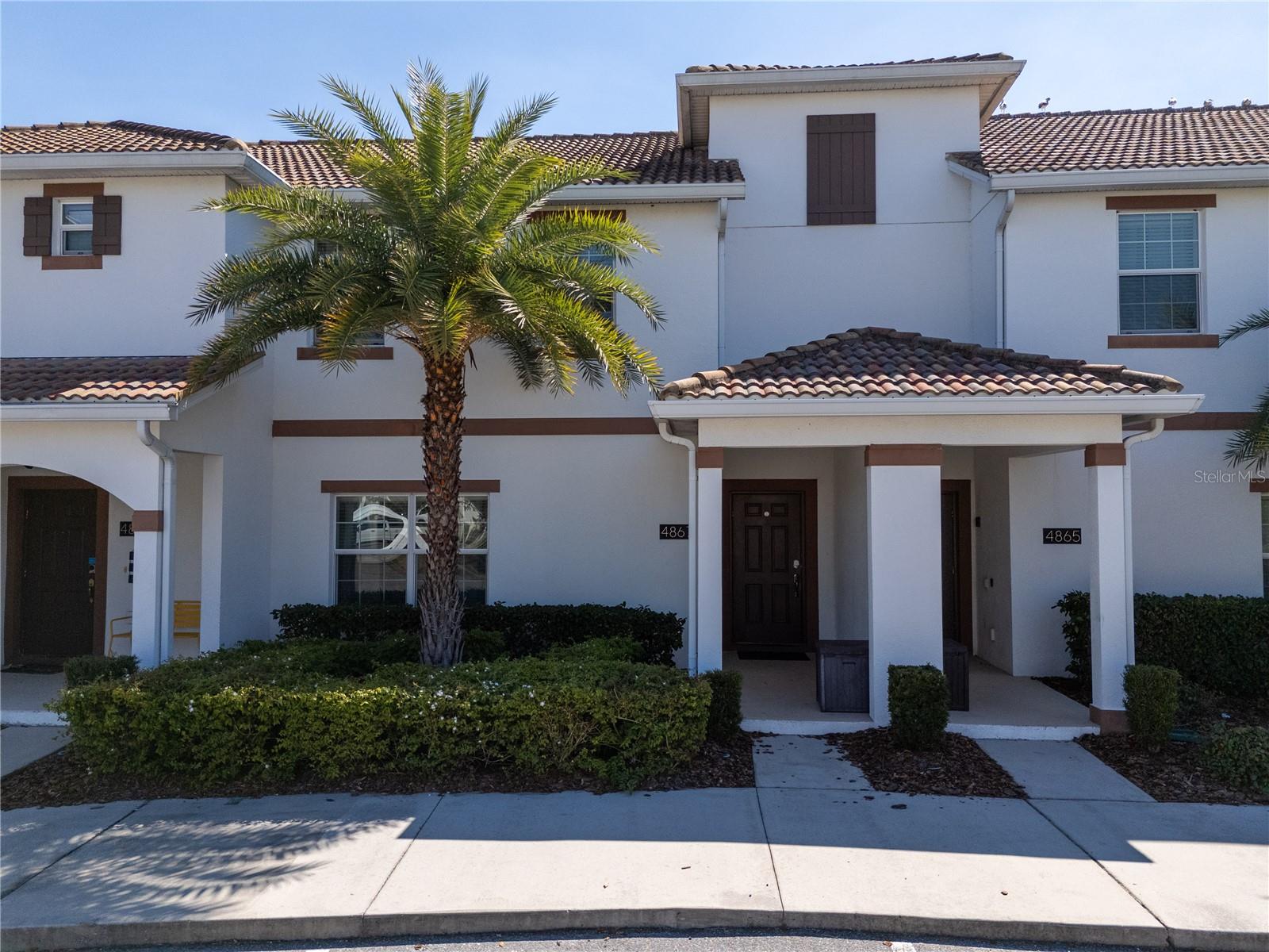 Image 2 of 100 For 4867 Romeo Circle