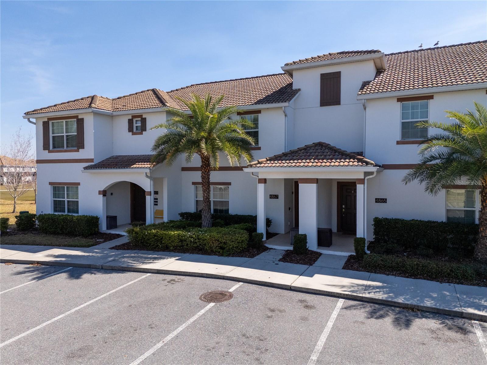 Image 3 of 100 For 4867 Romeo Circle