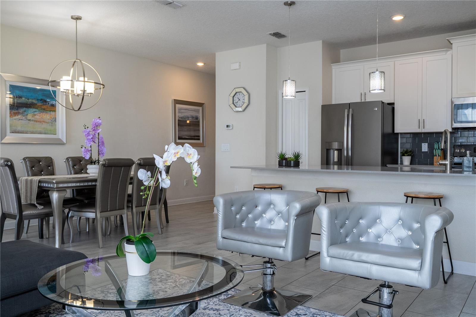 Image 36 of 100 For 4867 Romeo Circle