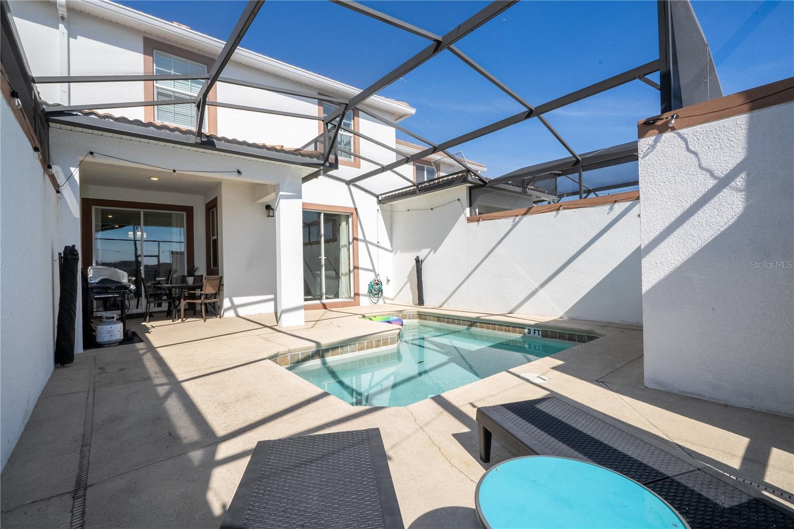 Image 45 of 100 For 4867 Romeo Circle