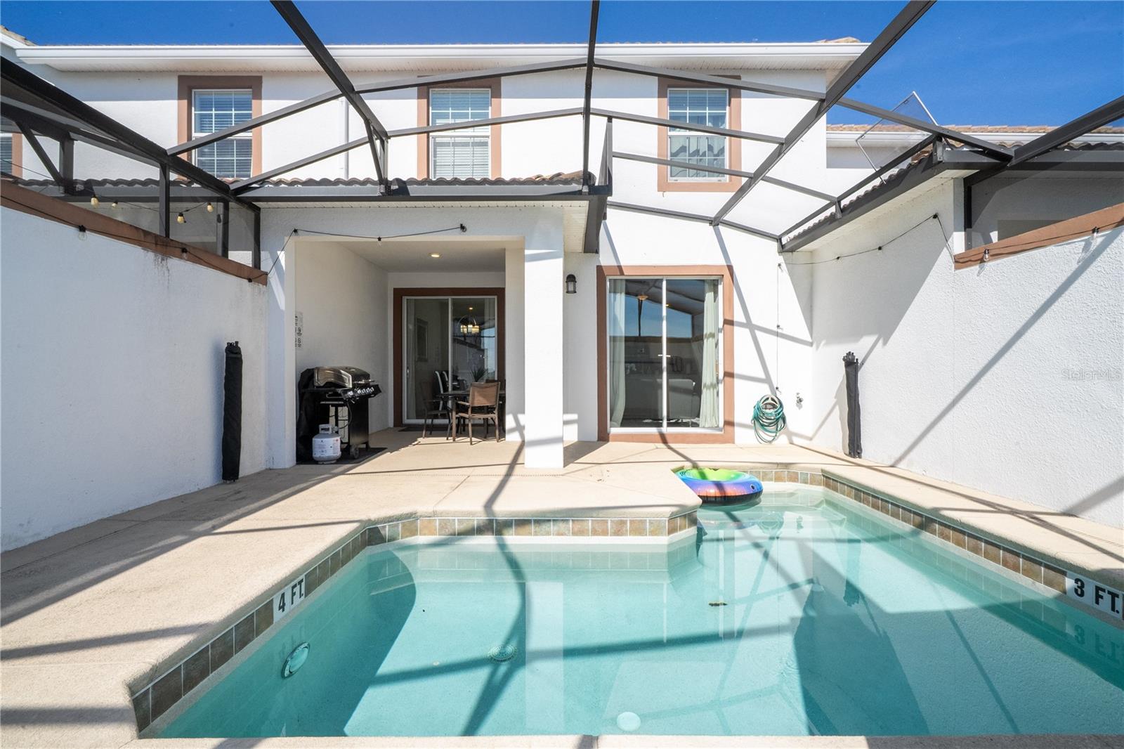 Image 47 of 100 For 4867 Romeo Circle