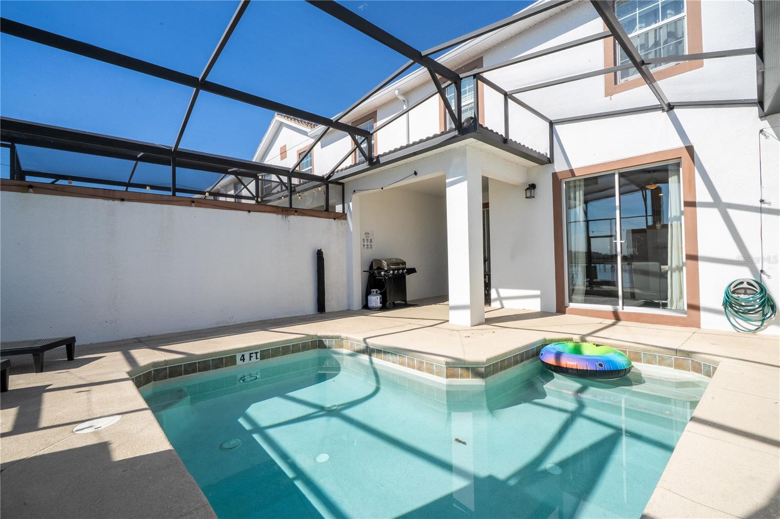 Image 48 of 100 For 4867 Romeo Circle