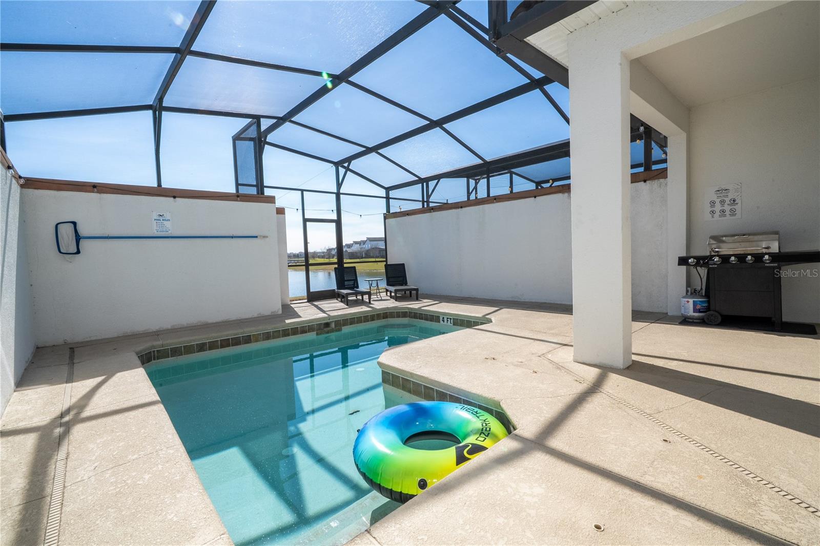 Image 49 of 100 For 4867 Romeo Circle