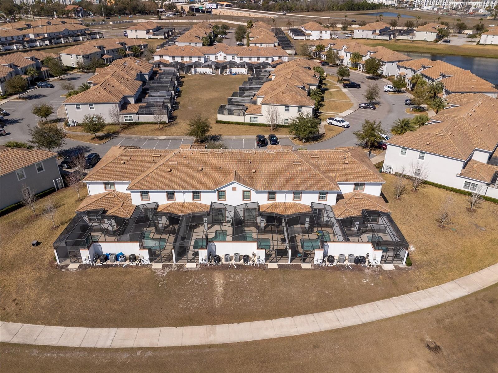 Image 8 of 100 For 4867 Romeo Circle