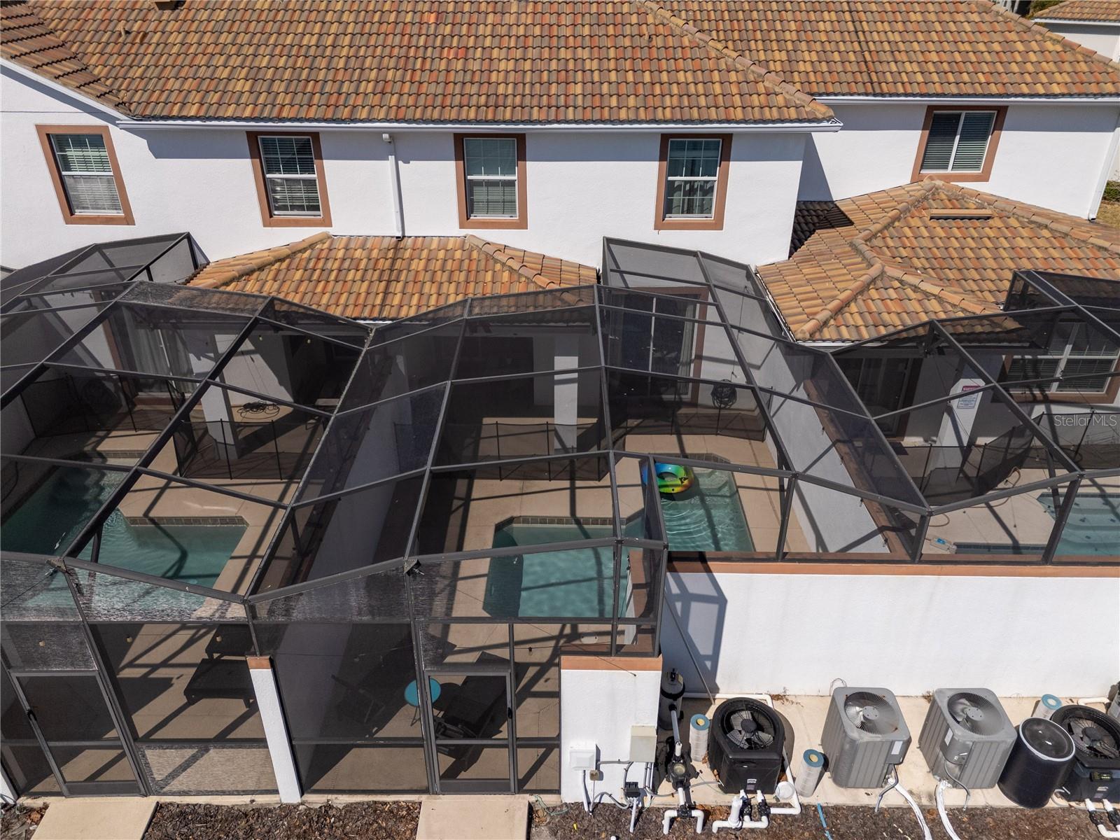 Image 9 of 100 For 4867 Romeo Circle