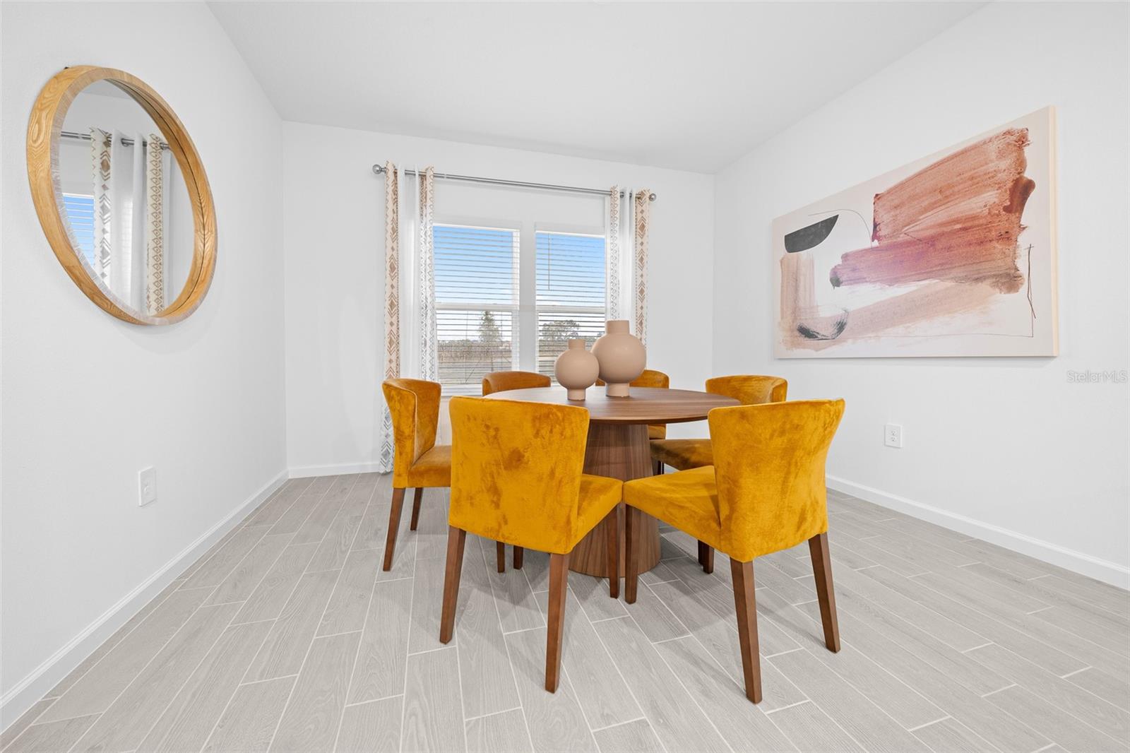 Image 13 of 35 For 14192 Convergence Boulevard