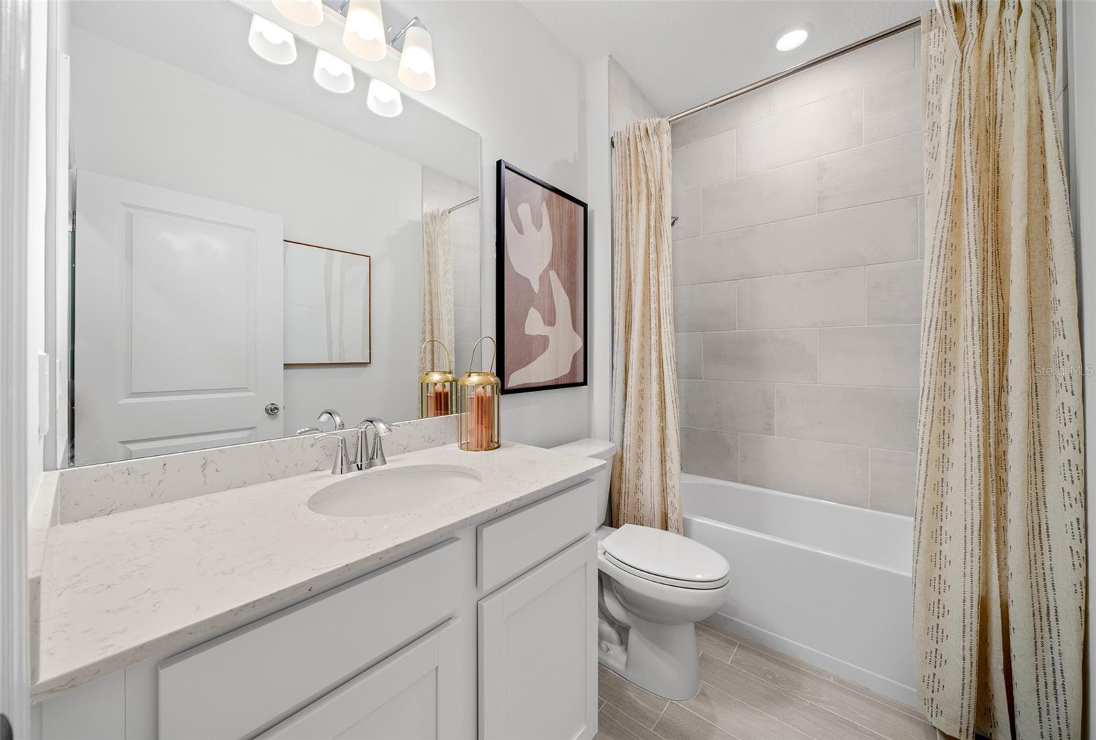 Image 8 of 35 For 14192 Convergence Boulevard