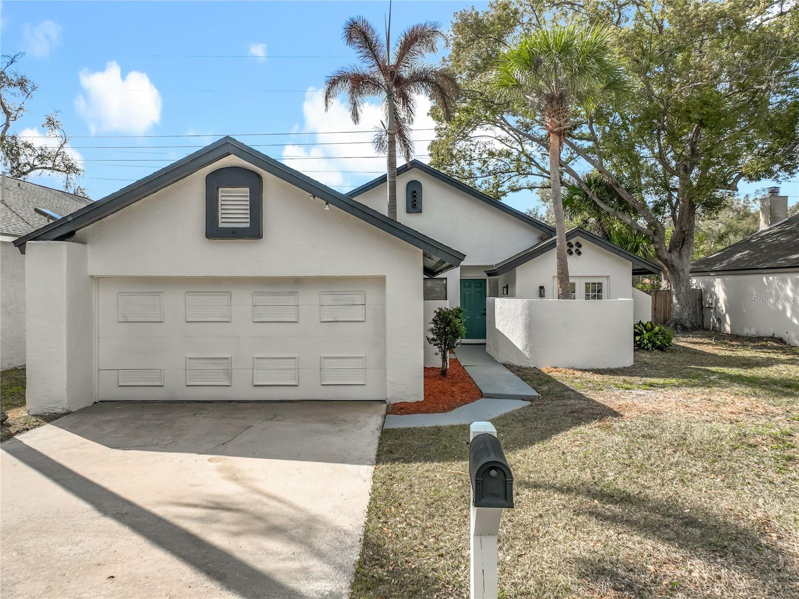 Details for 700 Lakeside Place, LONGWOOD, FL 32750