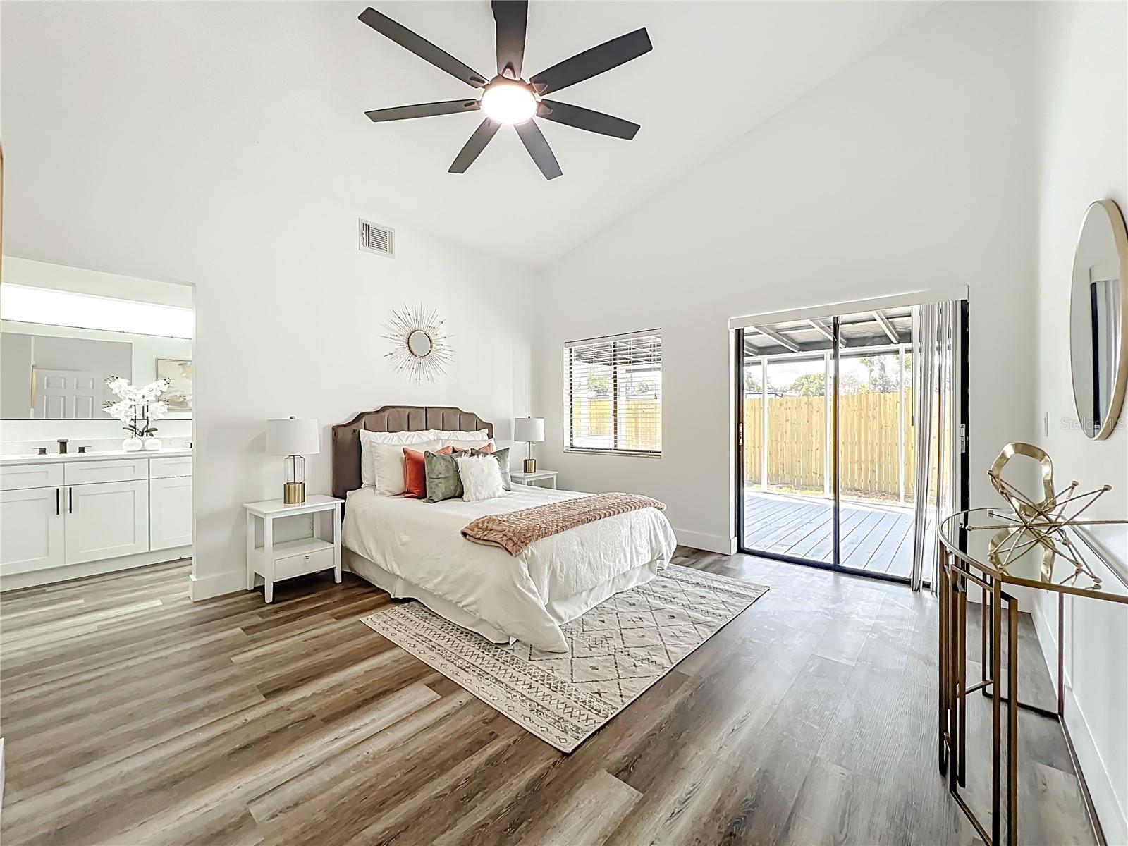 Image 48 of 88 For 700 Lakeside Place