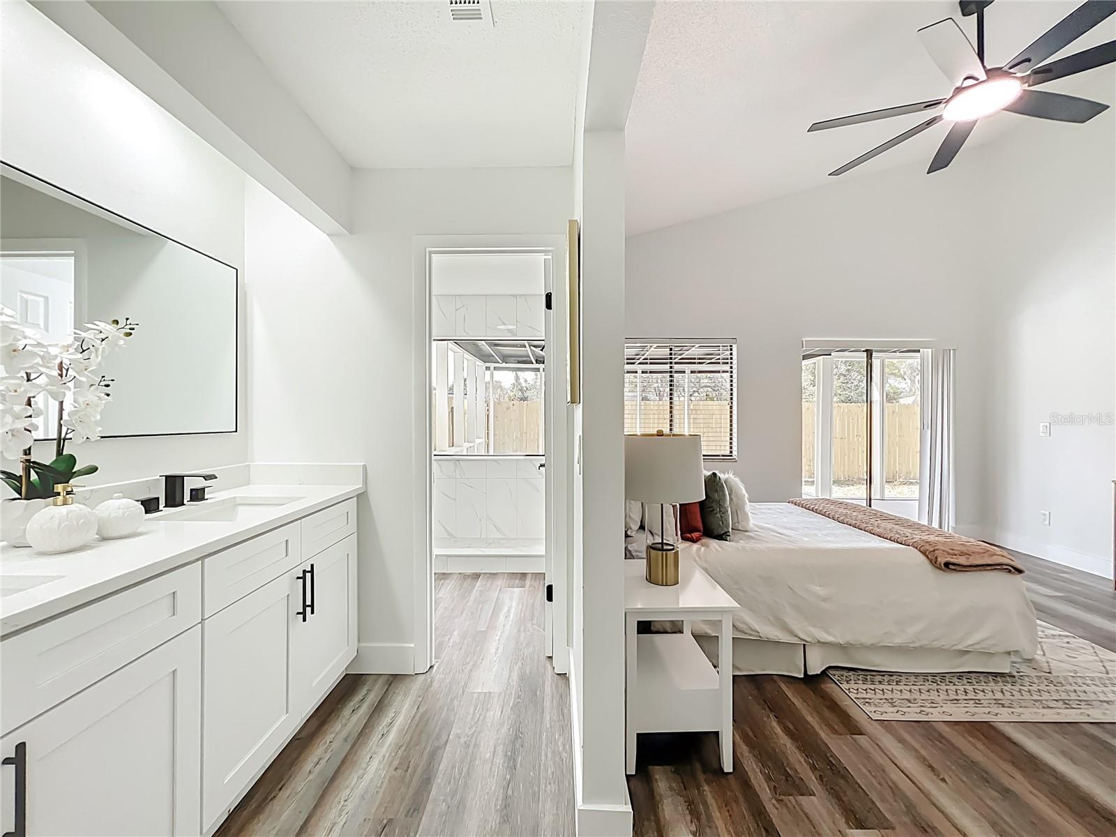 Image 49 of 88 For 700 Lakeside Place