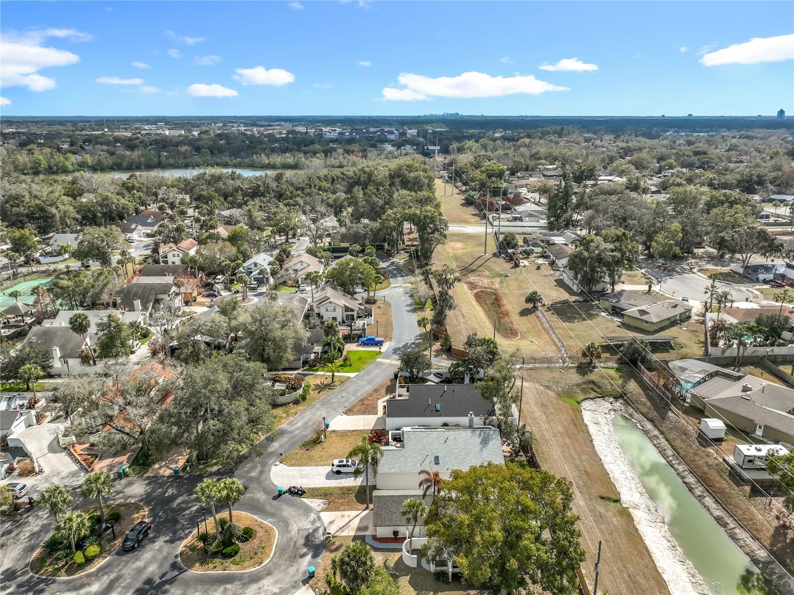 Image 70 of 88 For 700 Lakeside Place