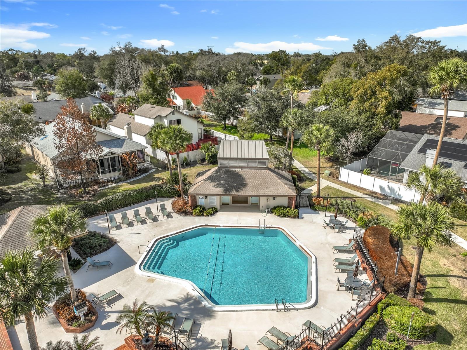 Image 76 of 88 For 700 Lakeside Place