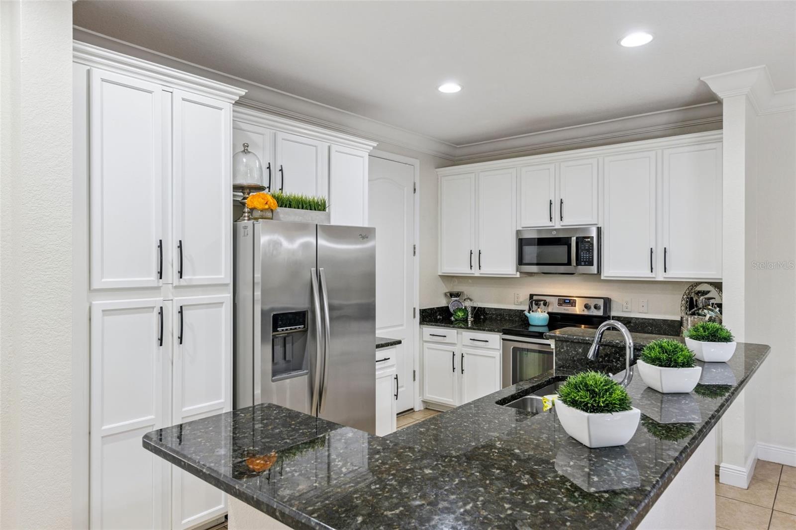 Image 4 of 39 For 8410 Kelsall Drive